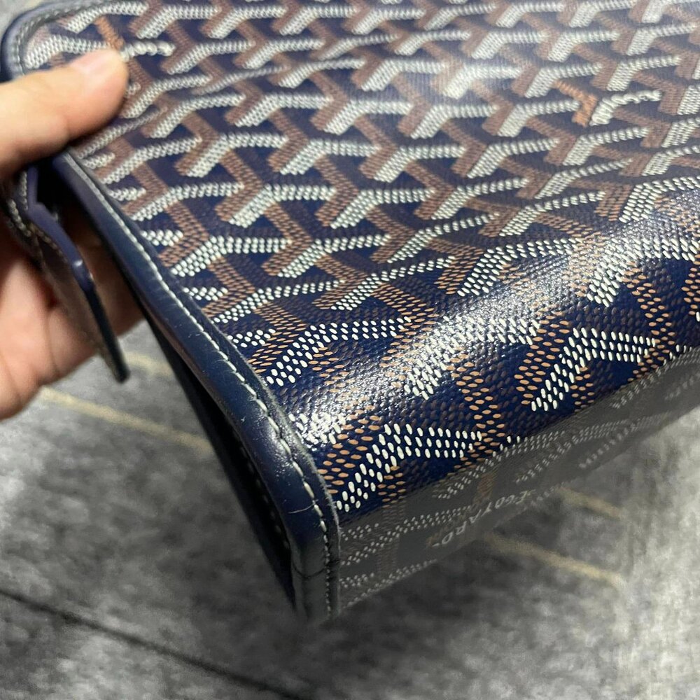 100% Authentic Goyard MM Leather Clutch Bag - Picture 11 of 13